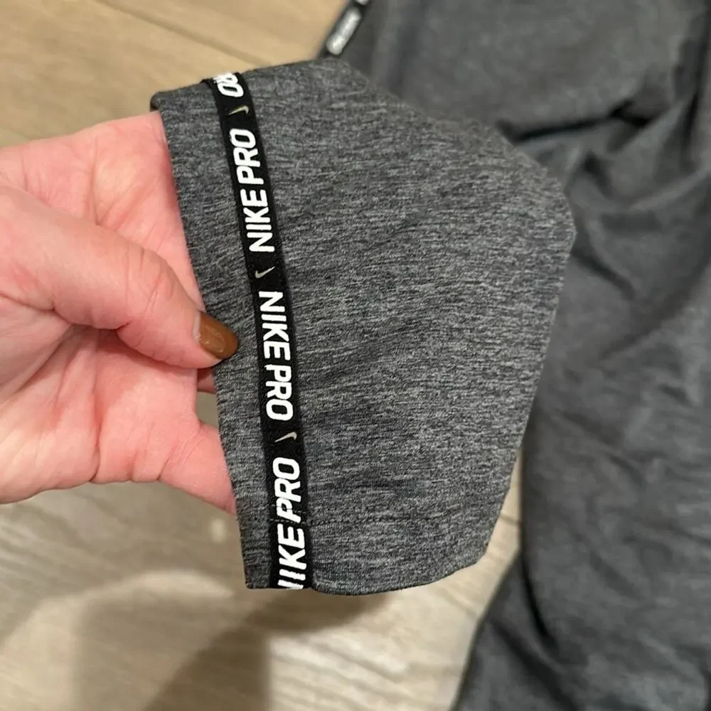 NIKE PRO Gray Warm Dri-Fit Mid Rise Gold Glitter Active‎ Yoga Leggings Size XS